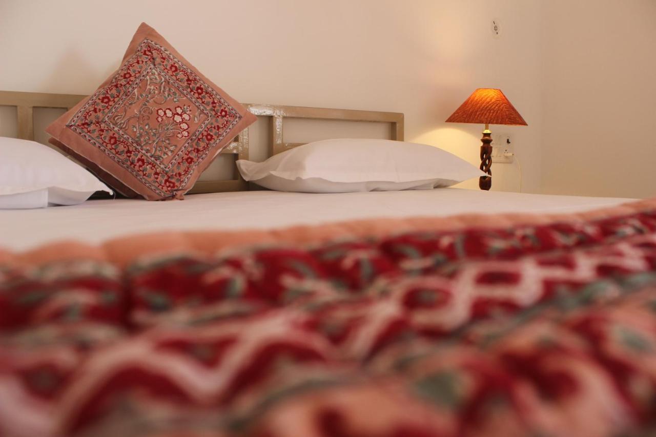 Doongri House Hotel Jaipur Bagian luar foto