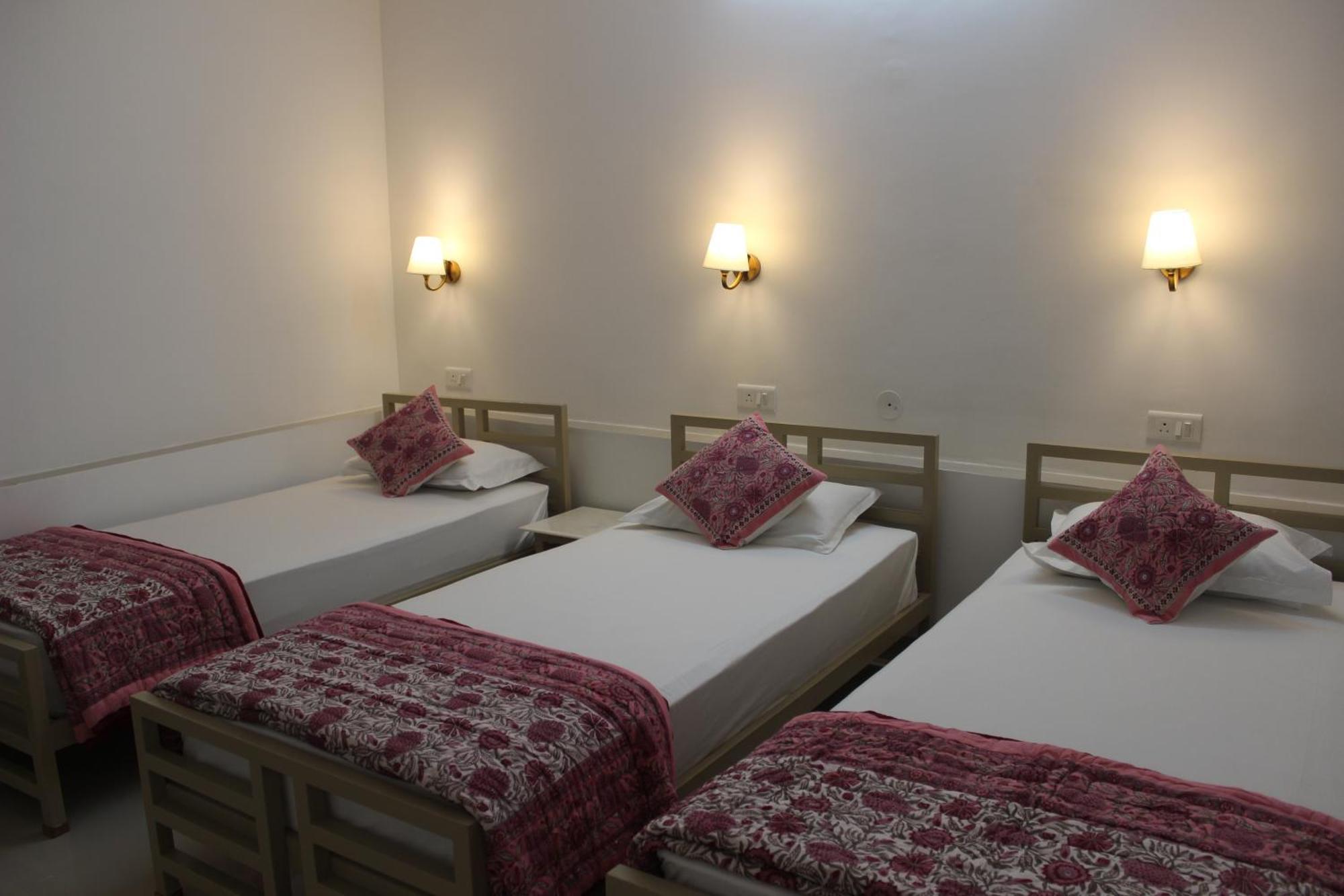 Doongri House Hotel Jaipur Bagian luar foto